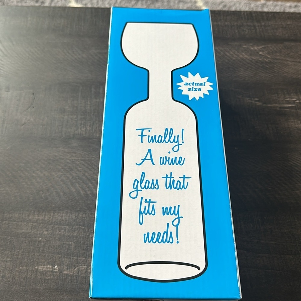 Wine Bottle Glass - Picture 4 of 5